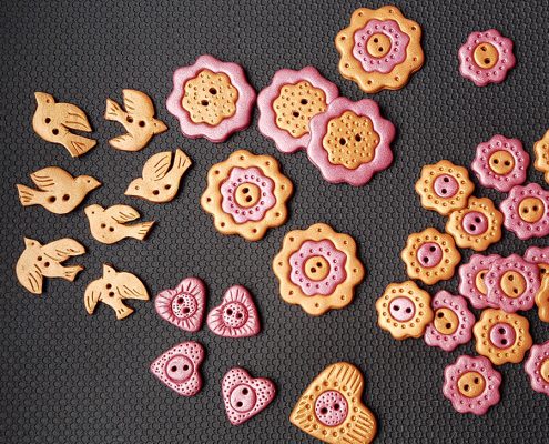 Birds, hearts and flowers in polymer clay | By 2ou3choses.com