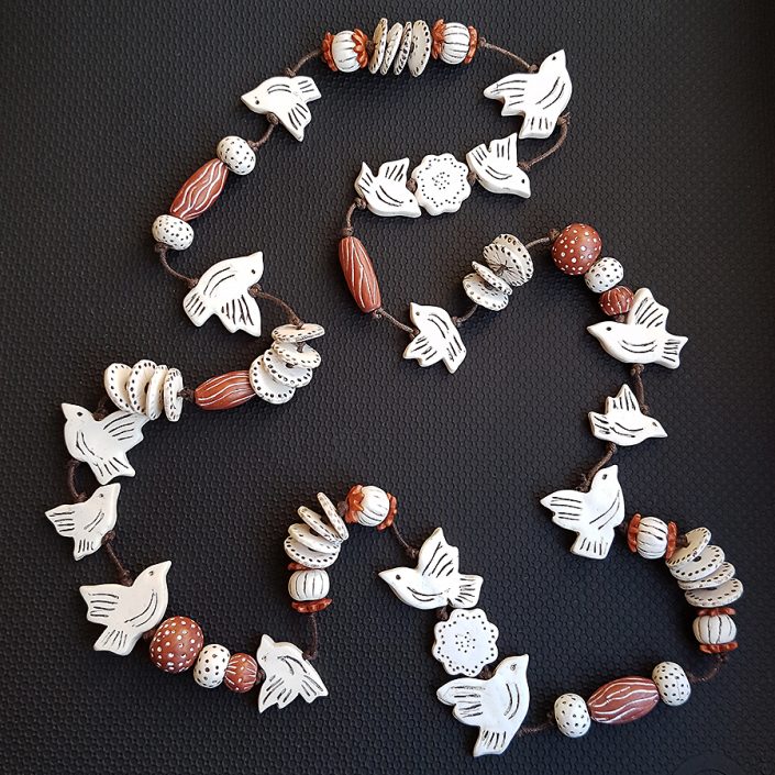 Long necklace in polymer clay | 2ou3choses.com Long necklace in polymer clay | 2ou3choses.com