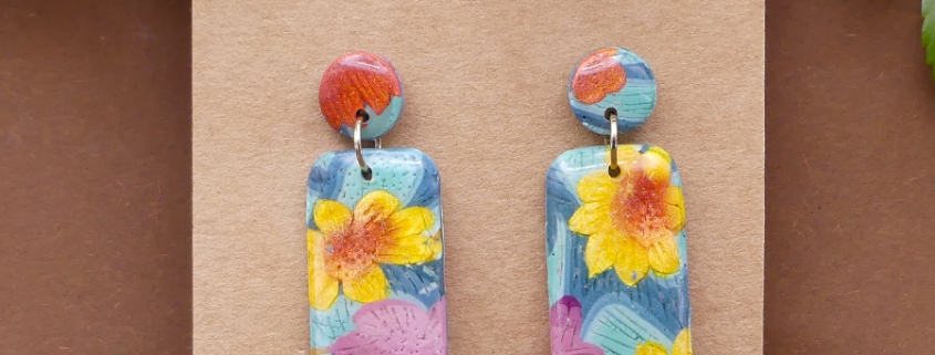 Boucles d'oreilles rectangulaires fleurs jaunes, roses et cuivre